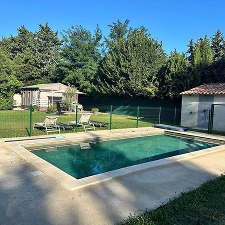 Avignon, Joli Chalet En Campagne Tres Proche De La Ville Εξωτερικό φωτογραφία