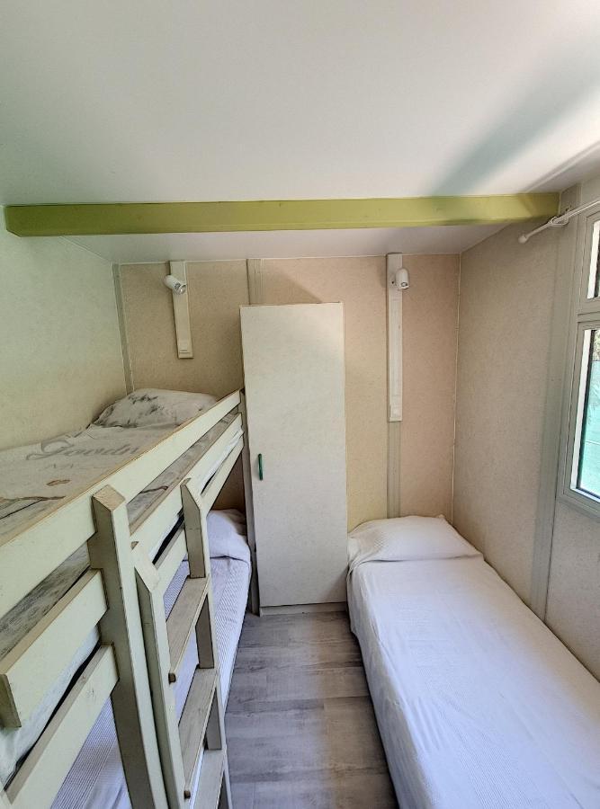 Avignon, Joli Chalet En Campagne Tres Proche De La Ville Εξωτερικό φωτογραφία
